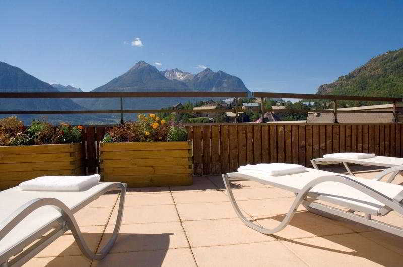 Suite Home Briancon Serre Chevalier エクステリア 写真